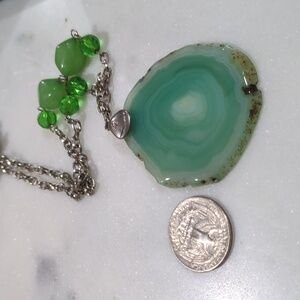 Gemstone‎ pendant necklace with a green Agate slice pendant 25" Long